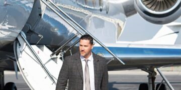 The Nashville Buzz: Aron Moldovanyi, The Billionaire’s Right-Hand Man, and His Intriguing Move in the Music City